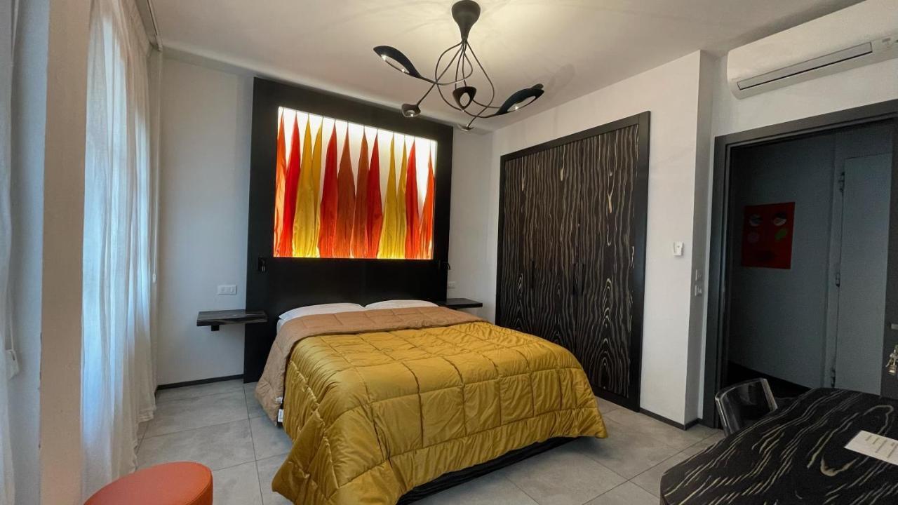 B&B Via Roma 25 Arezzo Eksteriør billede