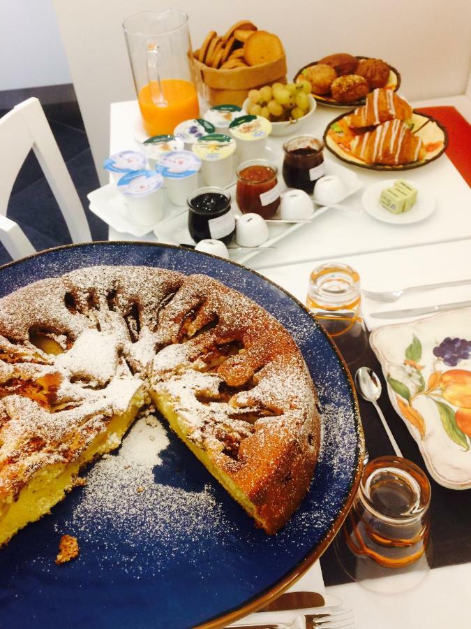 B&B Via Roma 25 Arezzo Eksteriør billede
